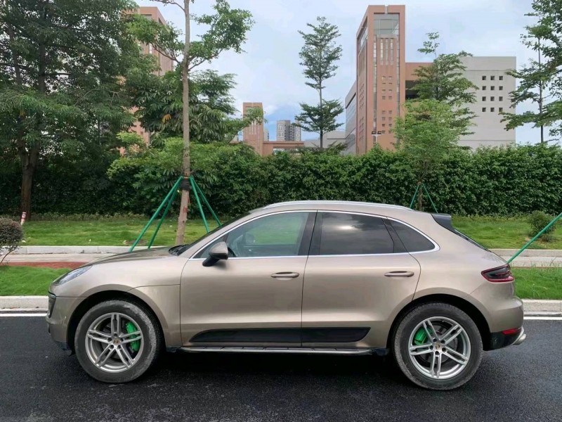 廣州14年保時捷Macan3
