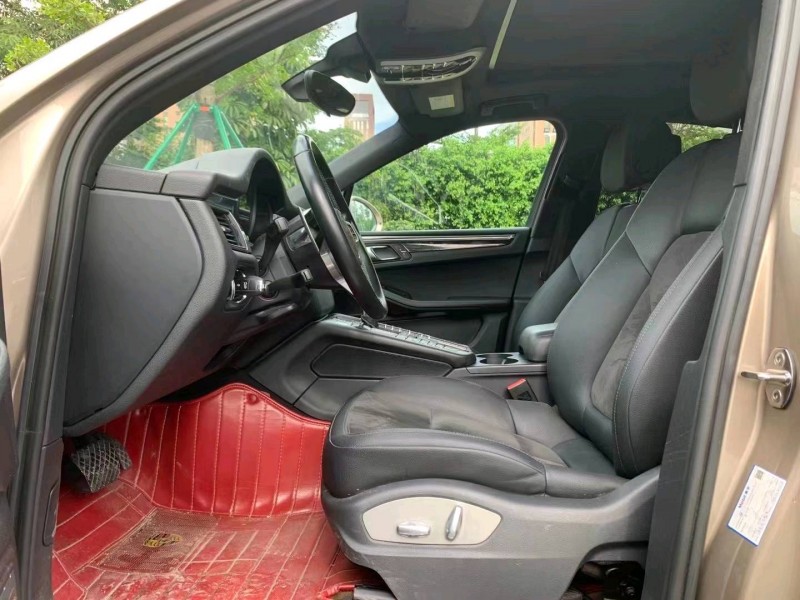 廣州14年保時捷Macan4