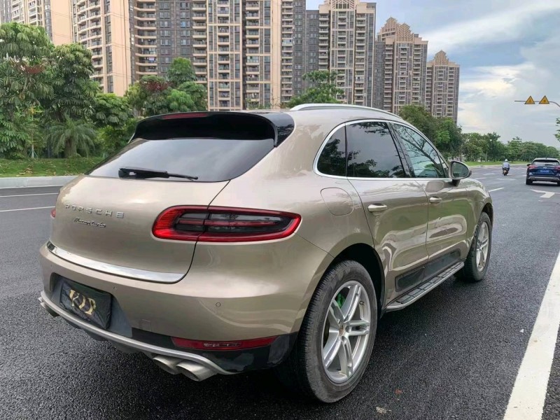 廣州14年保時捷Macan7