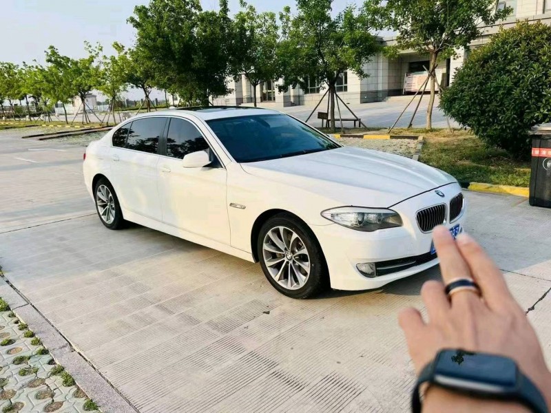 潍坊11年宝马5系3