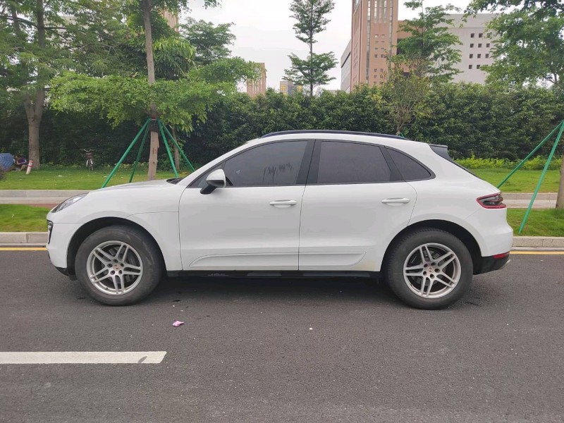 廣州16年保時捷Macan8