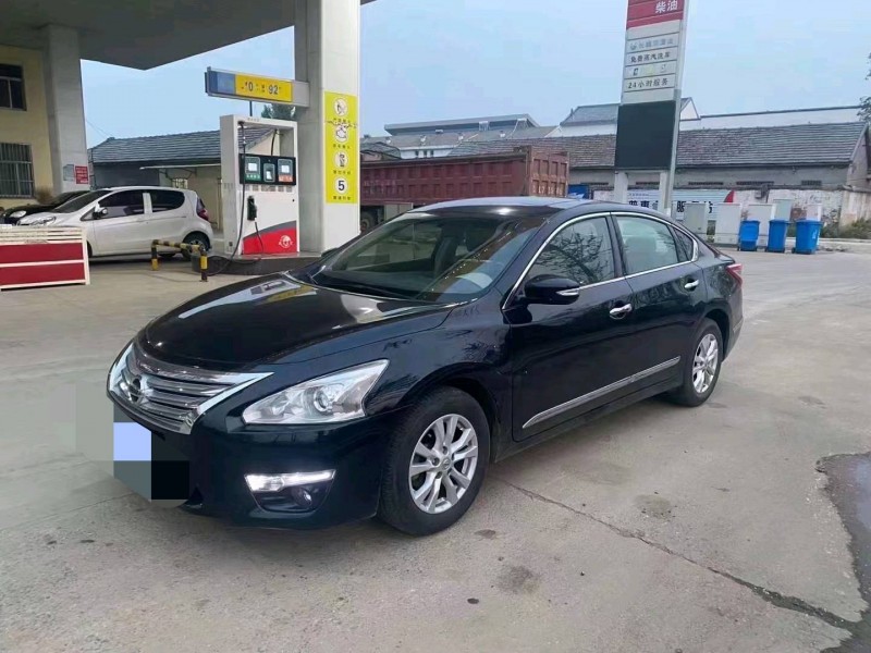煙臺13年日產天籟2