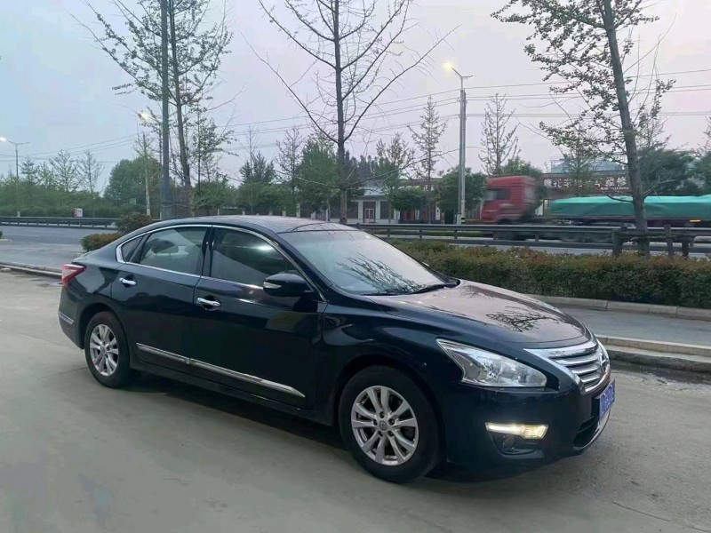 煙臺13年日產天籟3