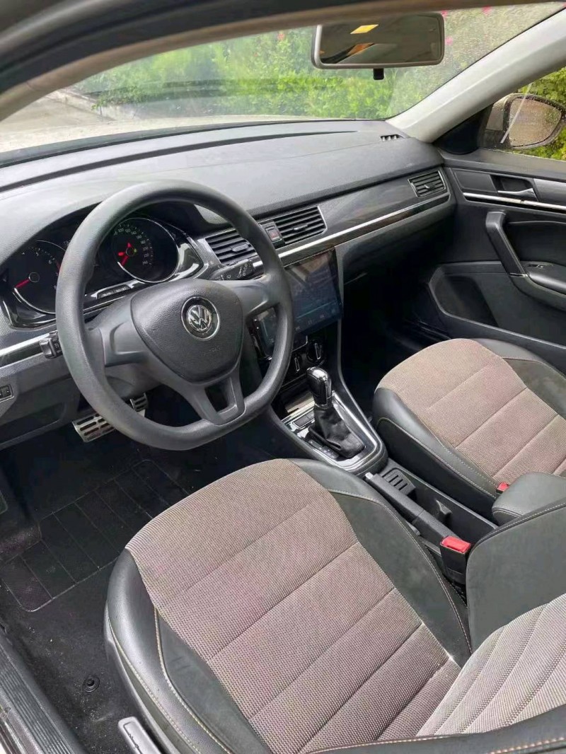 潍坊17年大众蔚领8