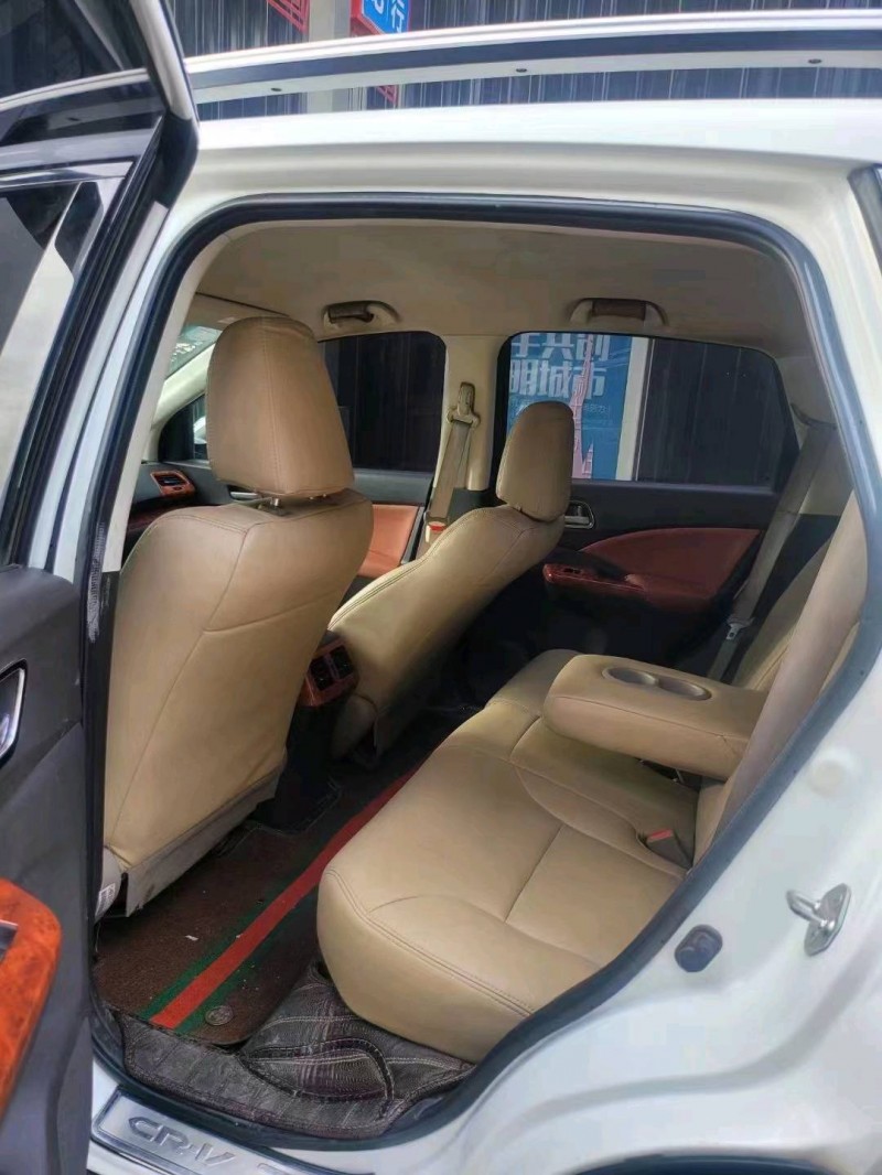 晉中12年本田CR-V7
