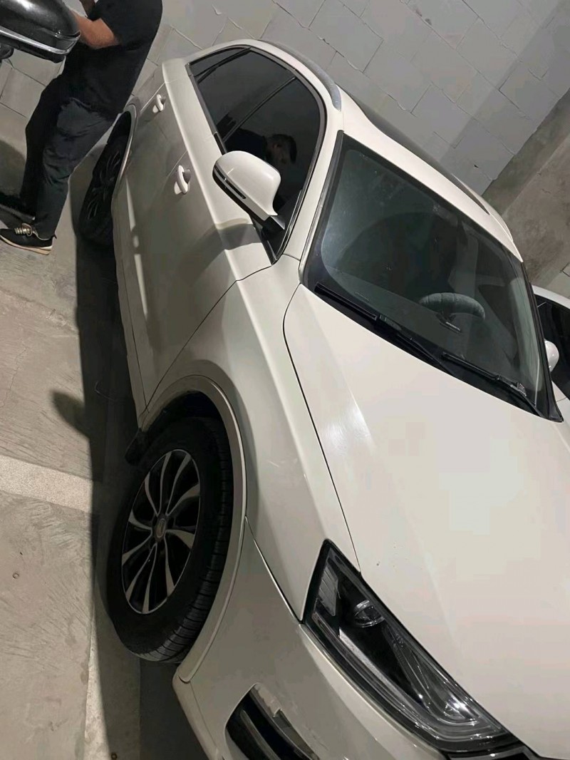 遵義16年眾泰SR73
