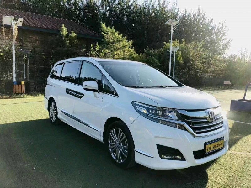 北京16年本田艾力绅2