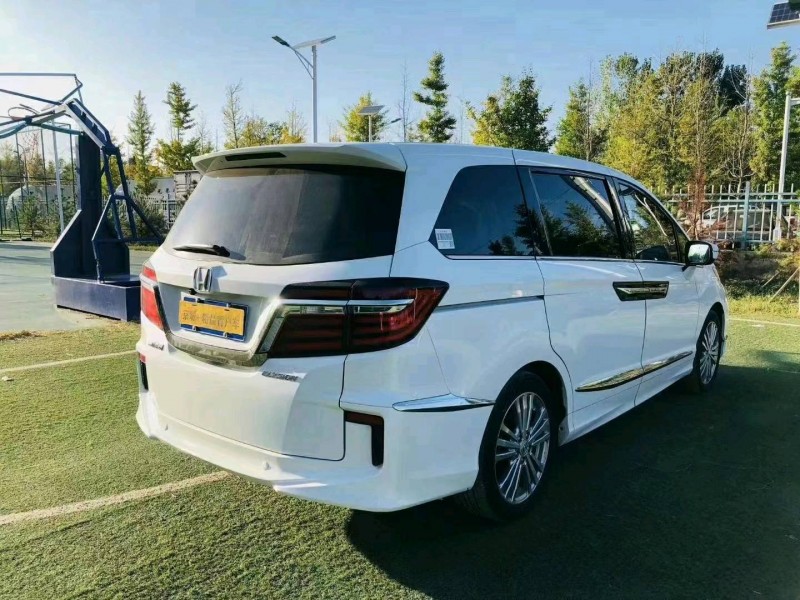 北京16年本田艾力绅4