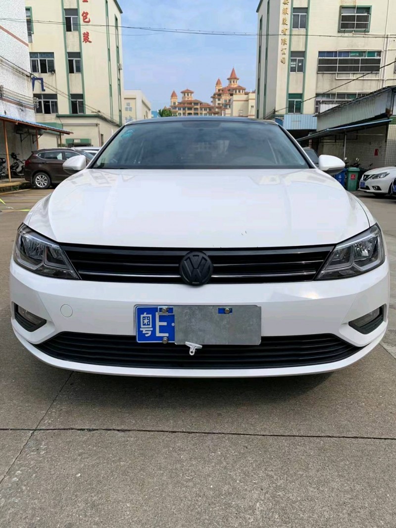 中山18年大众凌渡1