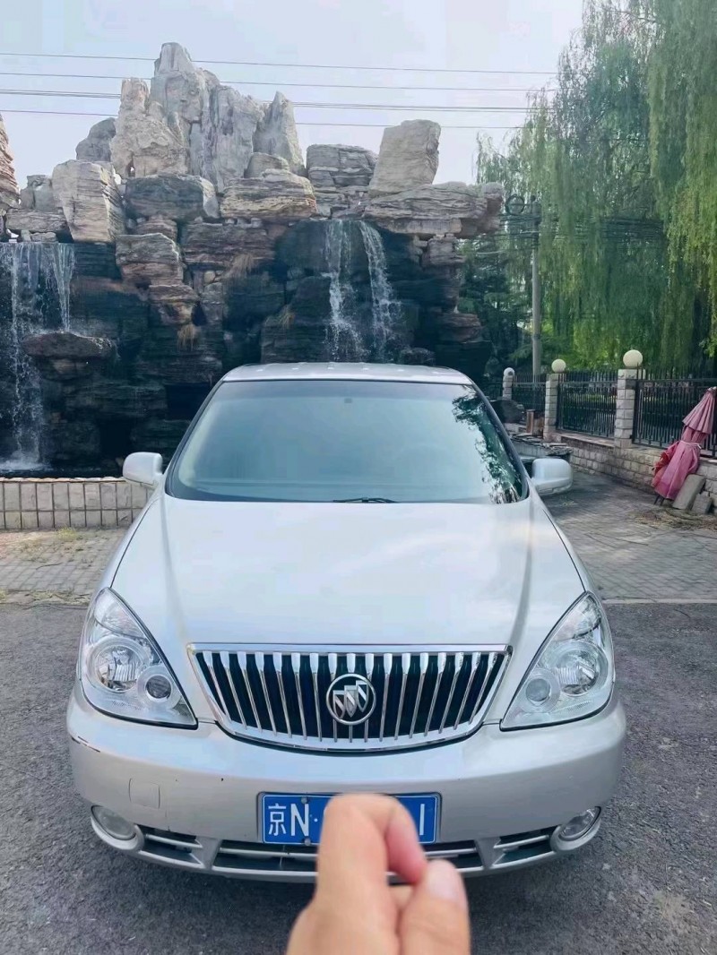 北京15年别克GL81