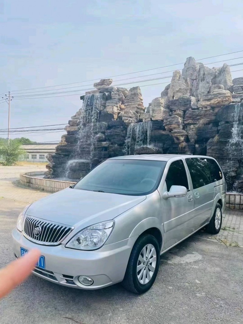 北京15年别克GL82