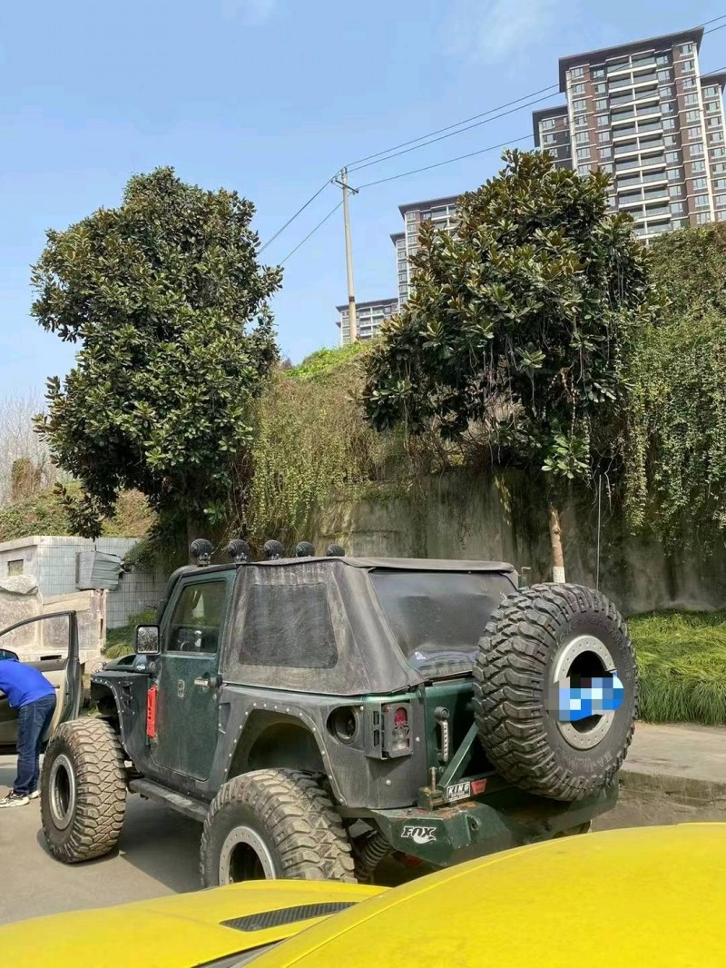 遵義10年Jeep牧馬人5
