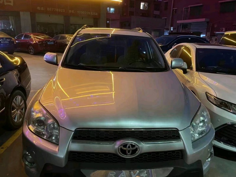 廣州12年豐田RAV41