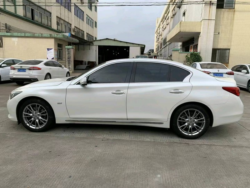 中山18年英菲尼迪Q50L3