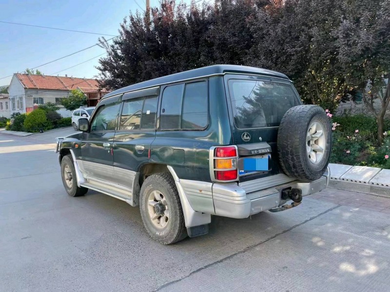 煙臺12年獵豹汽車黑金剛4