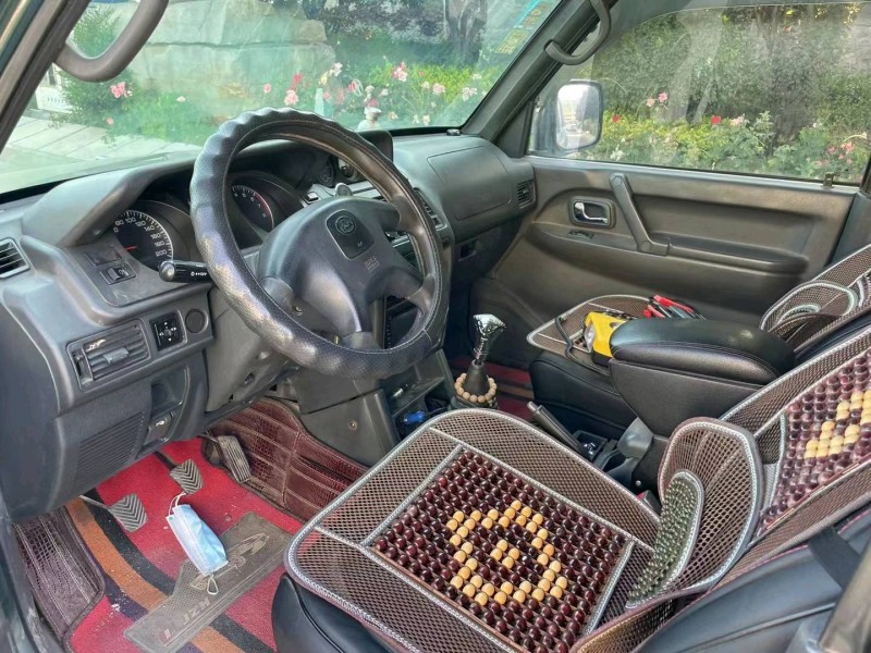 煙臺12年獵豹汽車黑金剛3