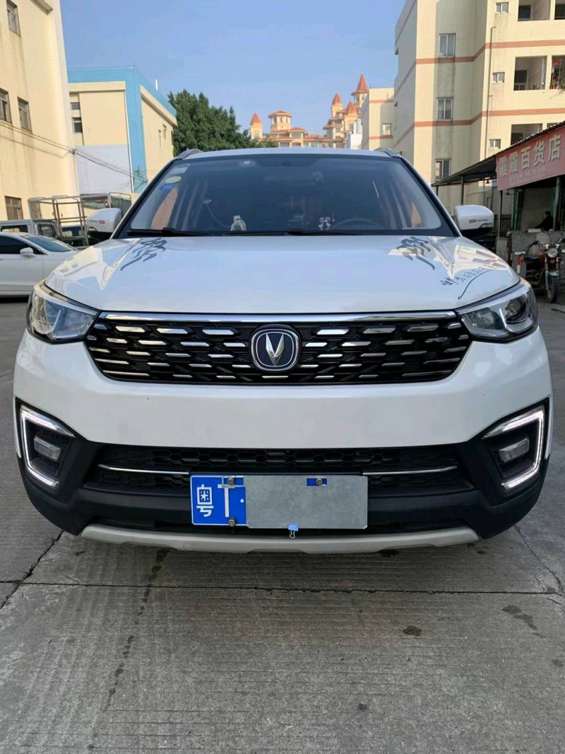 中山18年長安汽車CS551