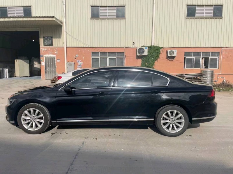 东莞17年大众迈腾8