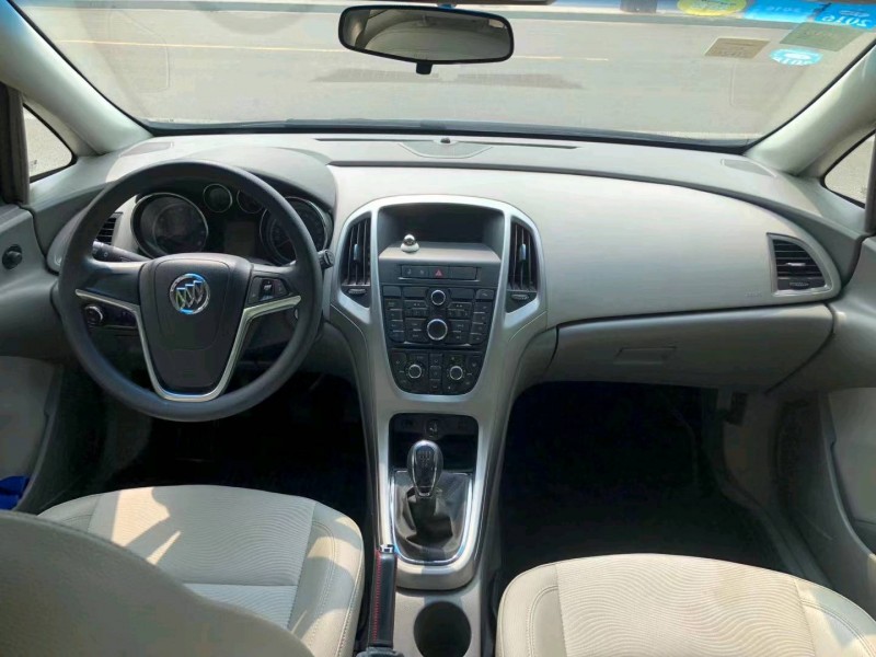 徐州14年别克英朗8