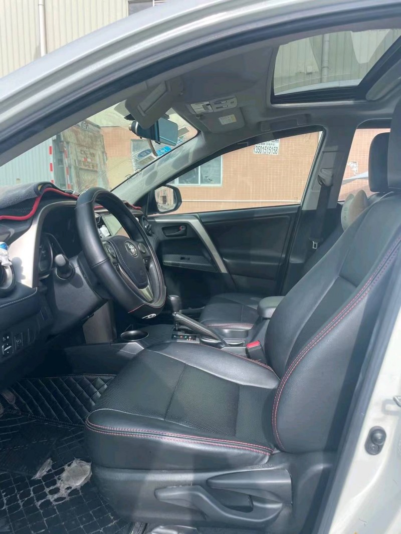 东莞16年丰田RAV4荣放4