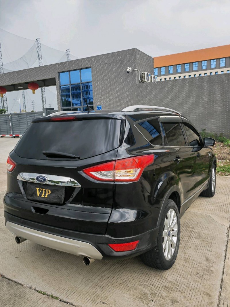 东莞13年福特翼虎5