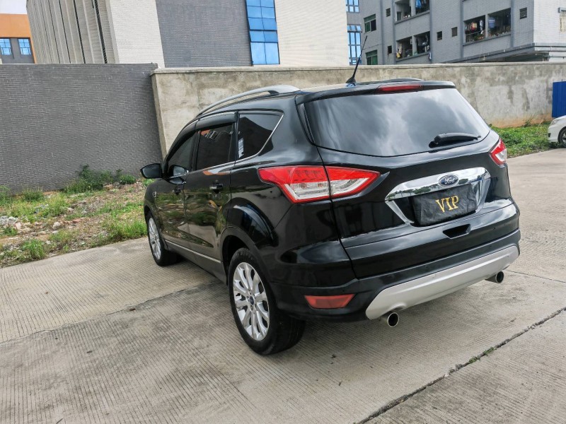 东莞13年福特翼虎4