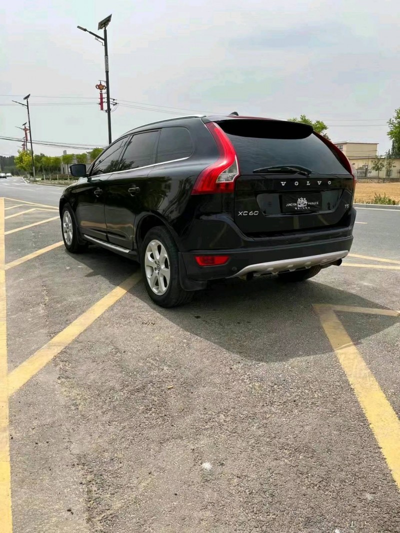 煙臺12年沃爾沃XC606