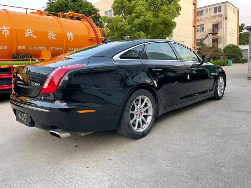 南通14年捷豹XJL3