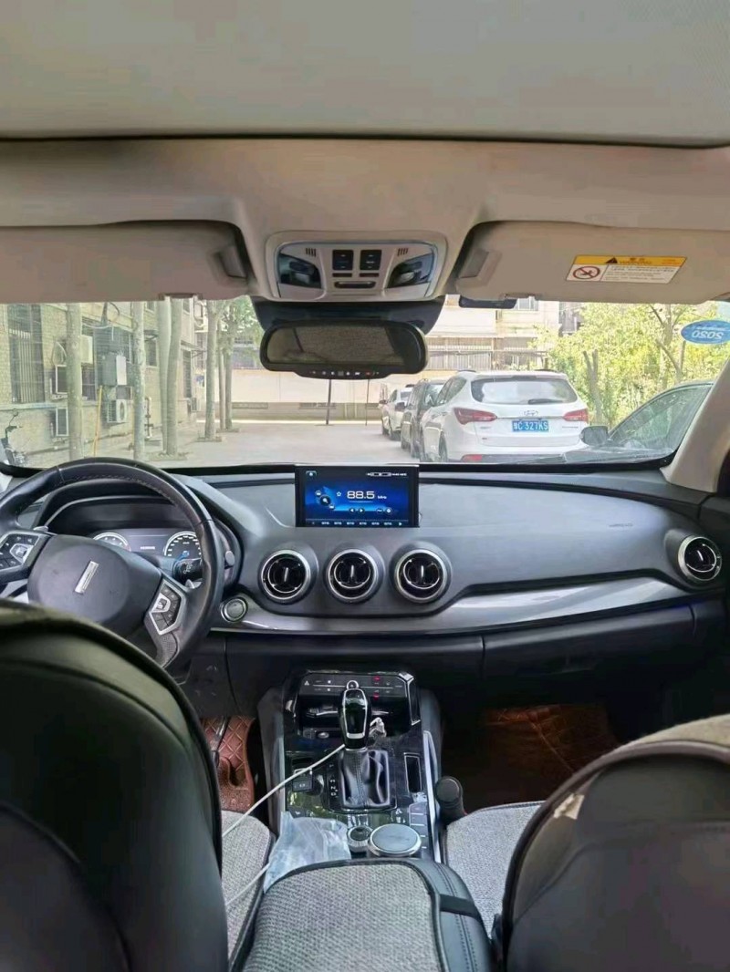 北京18年長城汽車WEY VV75