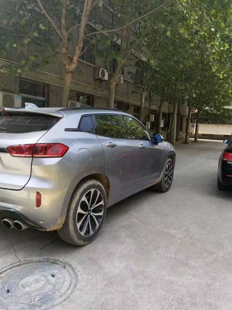 北京18年長城汽車WEY VV77