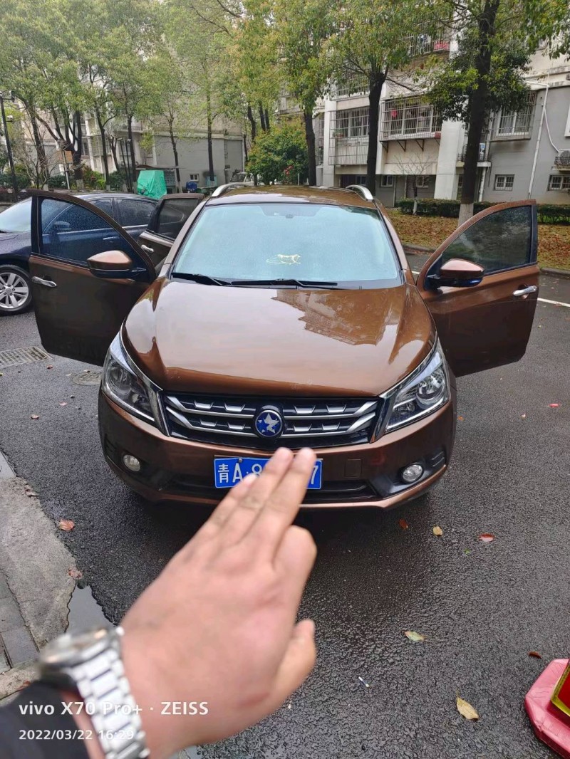 寧波17年啟辰T701
