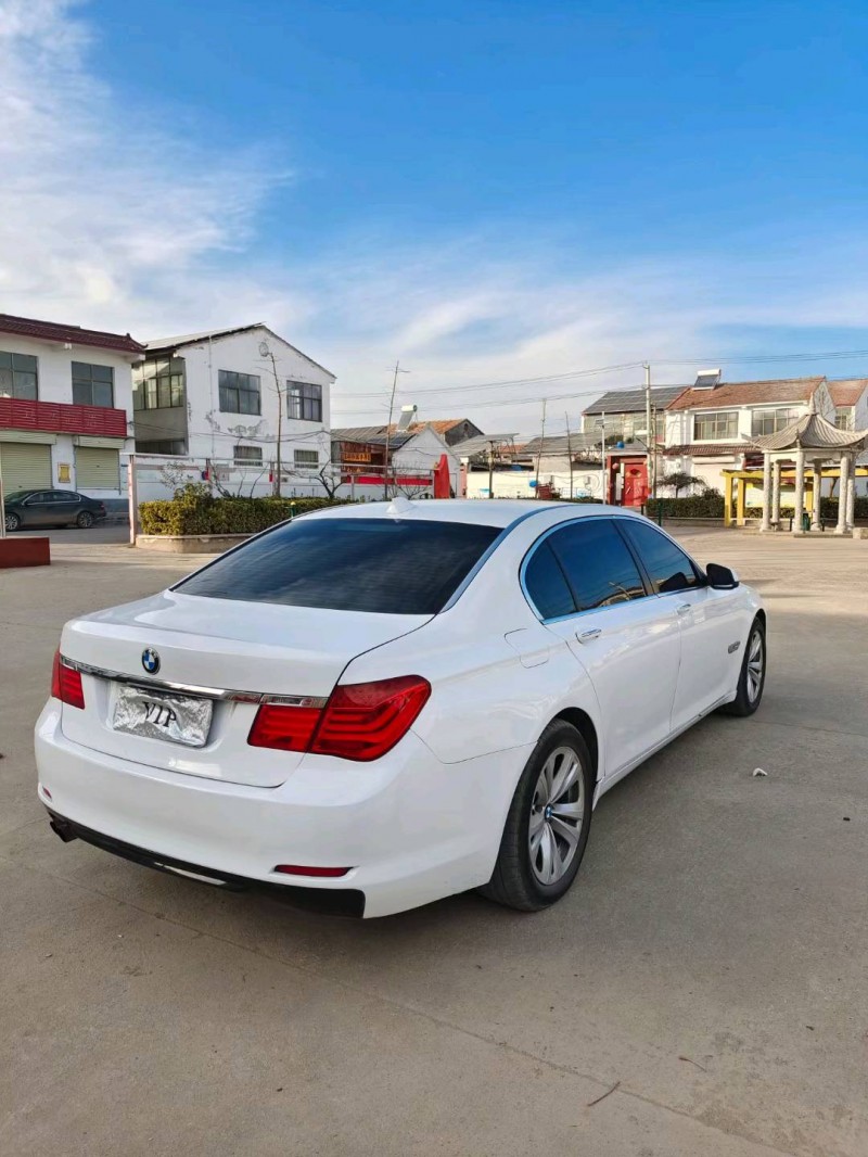 徐州10年宝马7系7