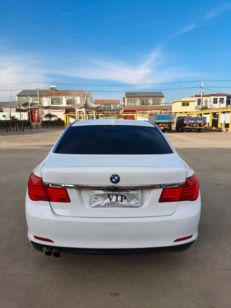 徐州10年宝马7系9