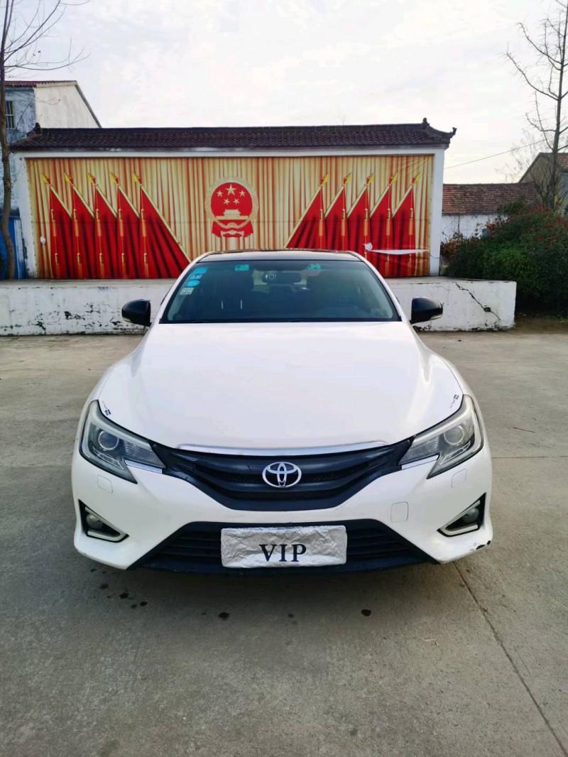 徐州14年丰田锐志1