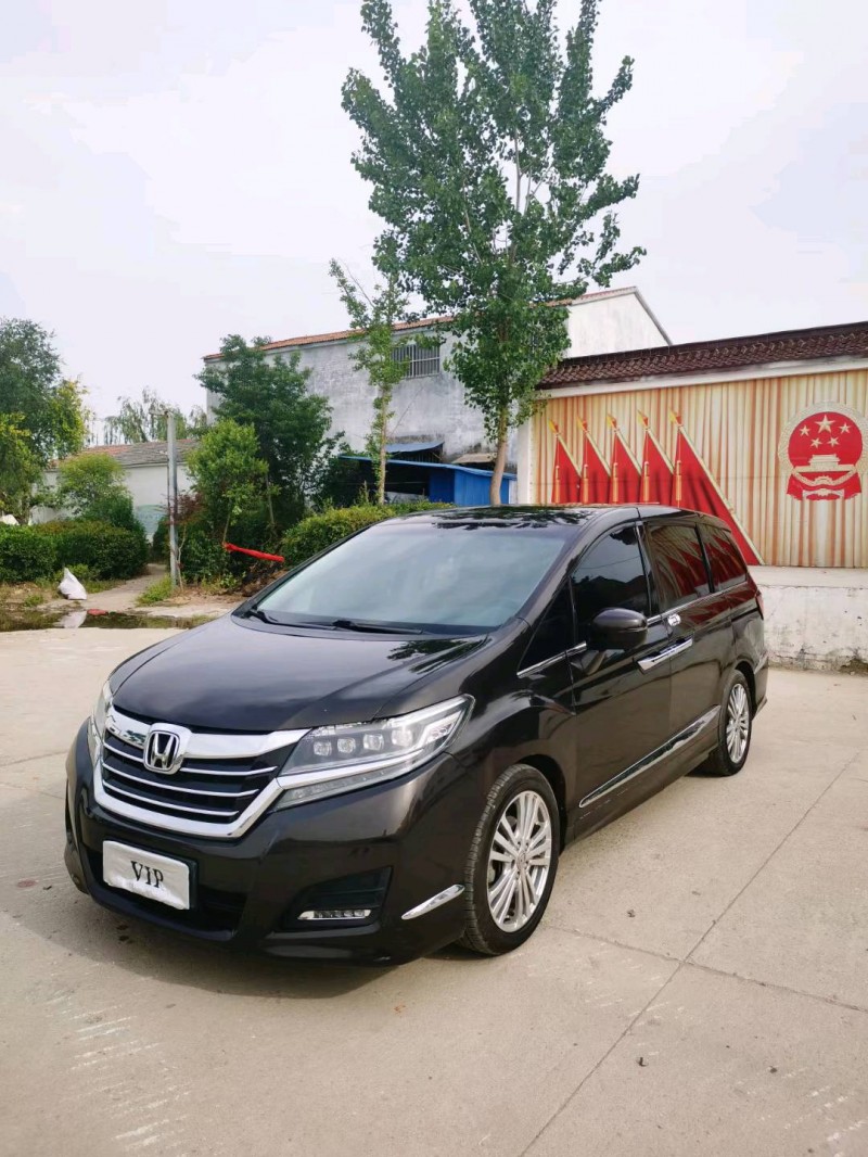 徐州16年本田艾力绅8