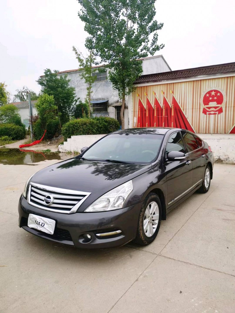 徐州12年日產天籟2
