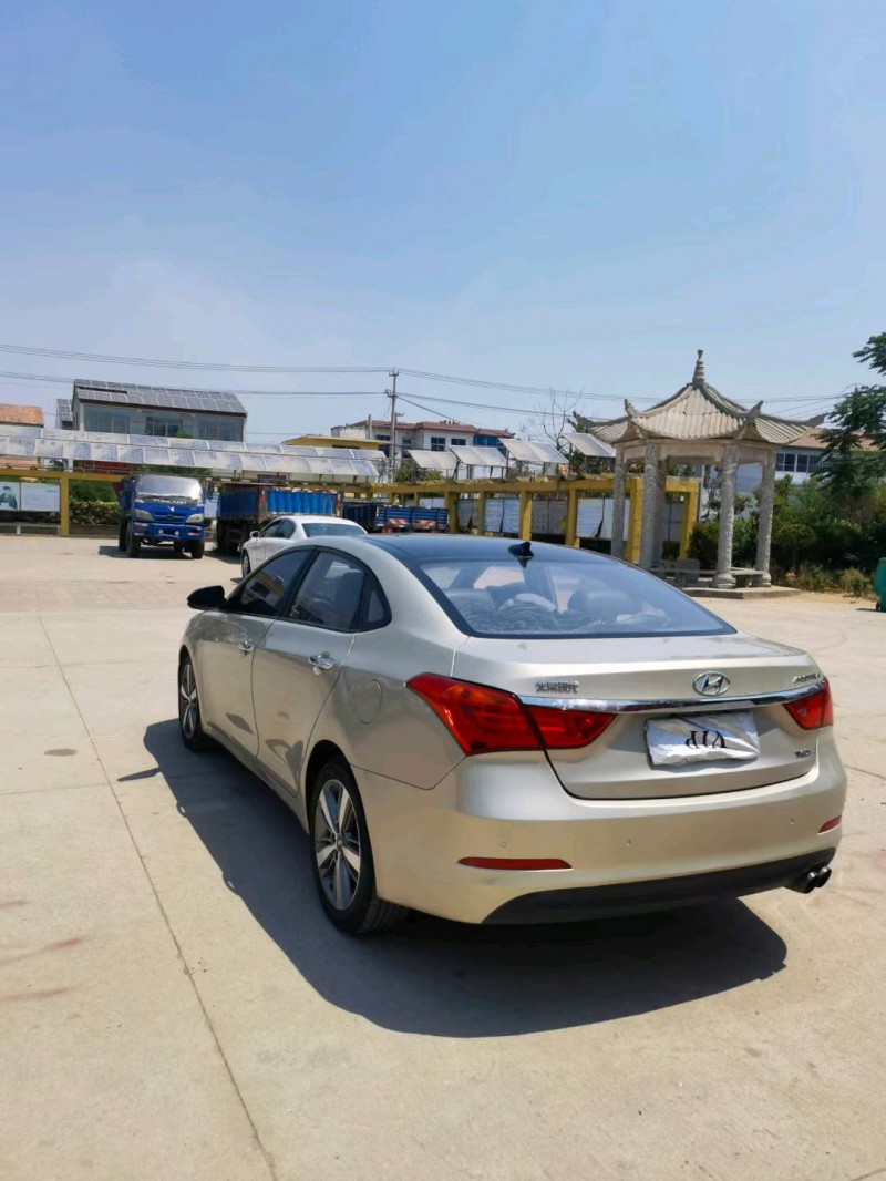 徐州16年现代名图8