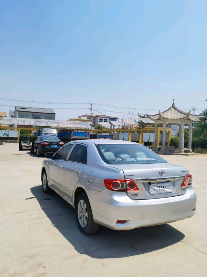 徐州11年丰田卡罗拉7