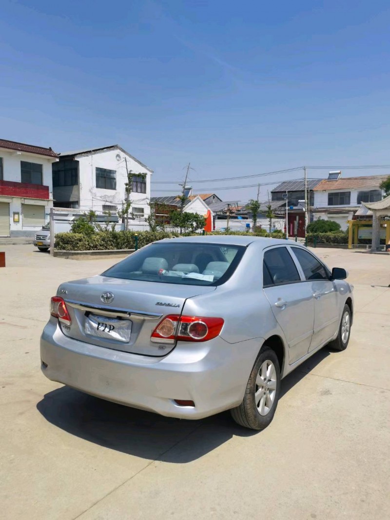 徐州11年丰田卡罗拉8