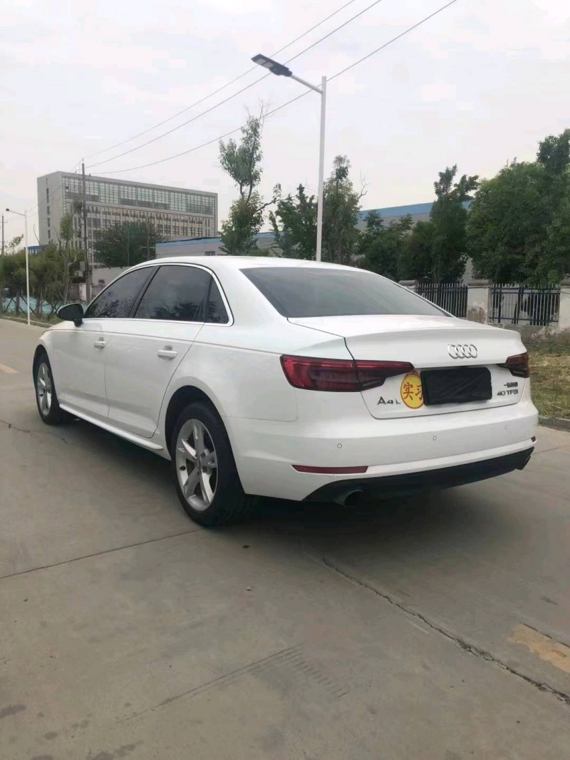 徐州17年奥迪A4L7