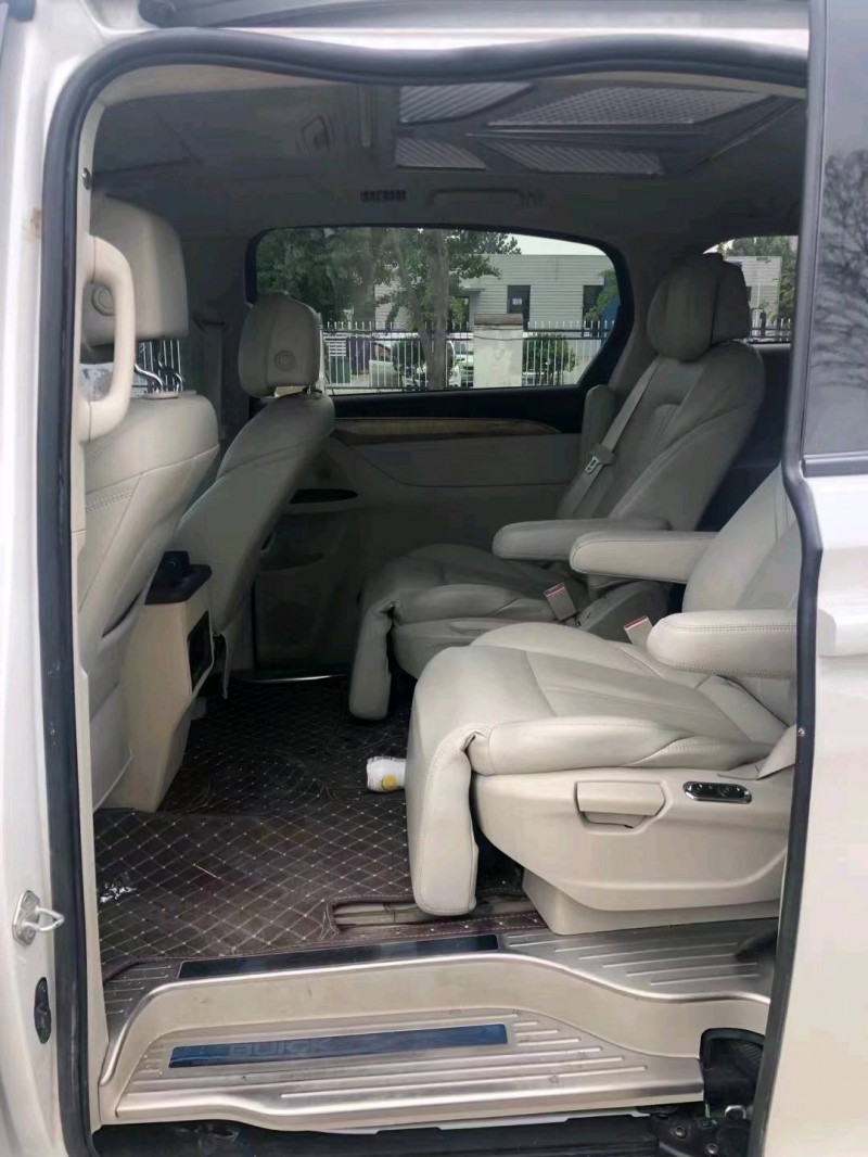 徐州18年别克GL85