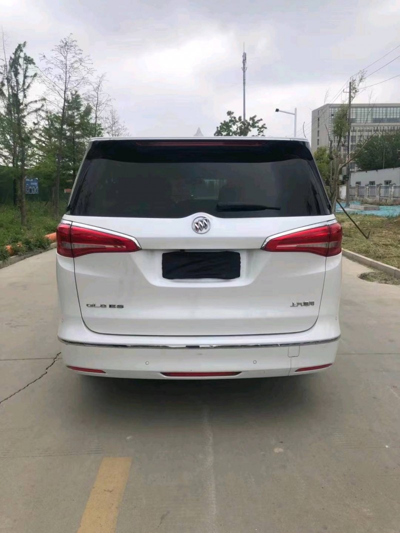 徐州18年别克GL81