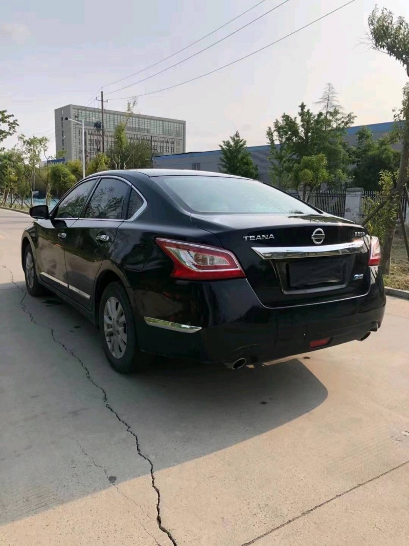 徐州16年日產天籟7