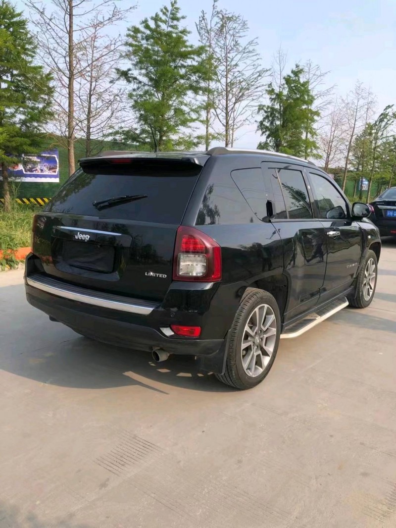 徐州14年Jeep指南者8