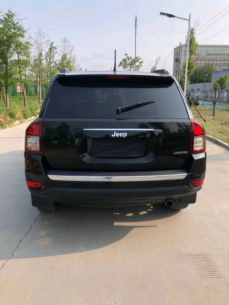 徐州14年Jeep指南者9