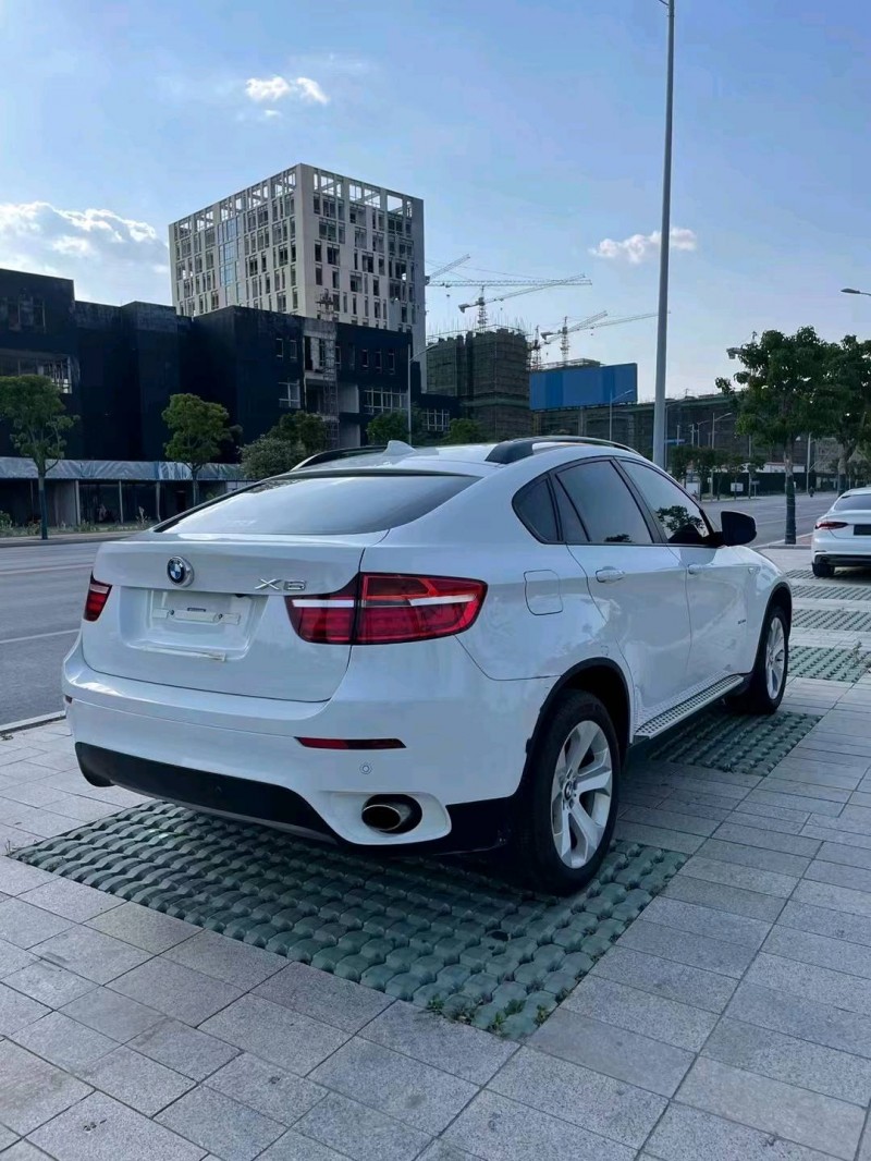 徐州17年宝马X66