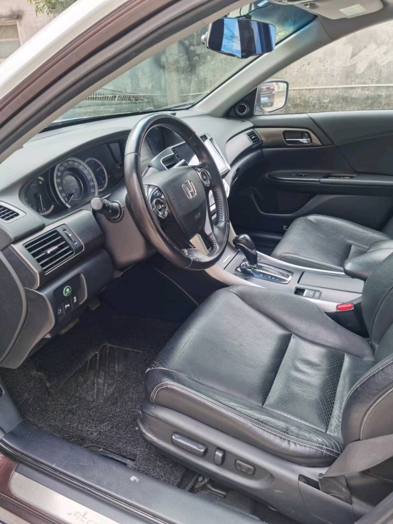 中山15年本田雅阁7