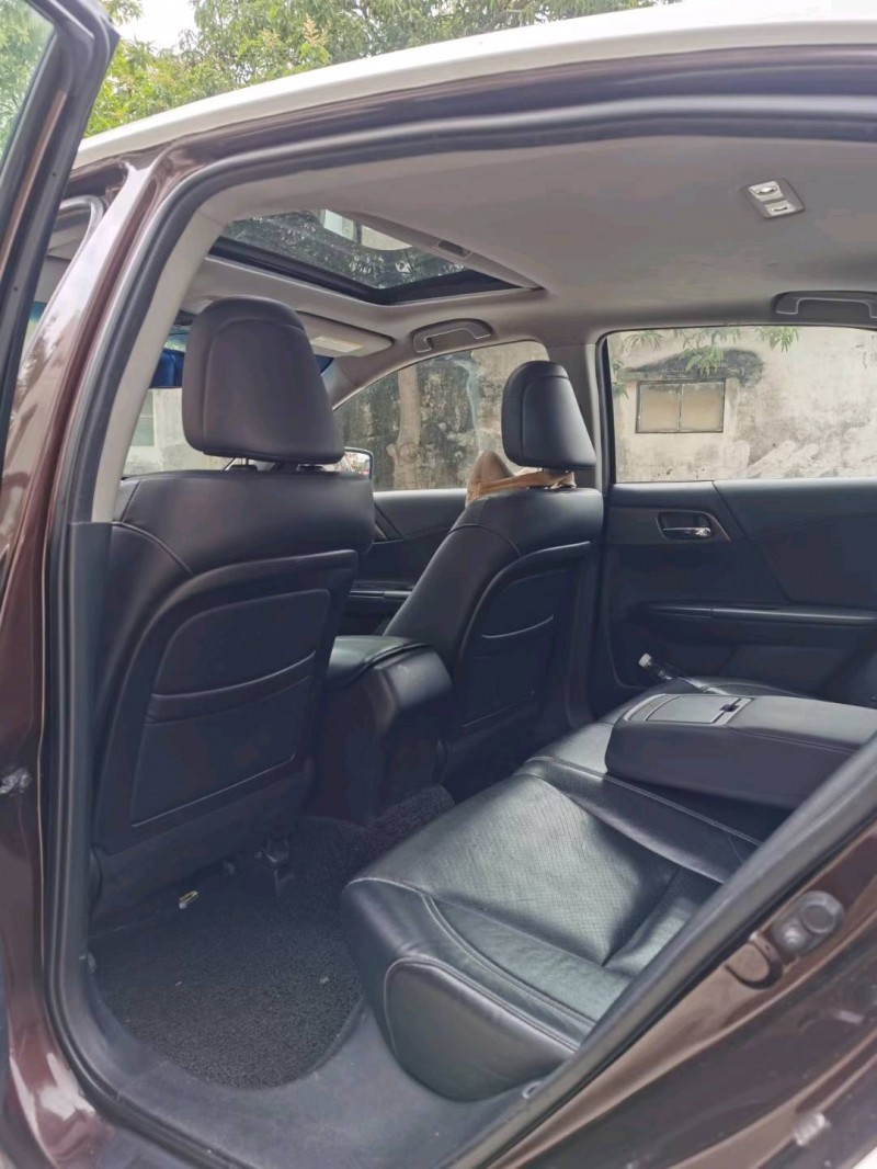 中山15年本田雅阁8