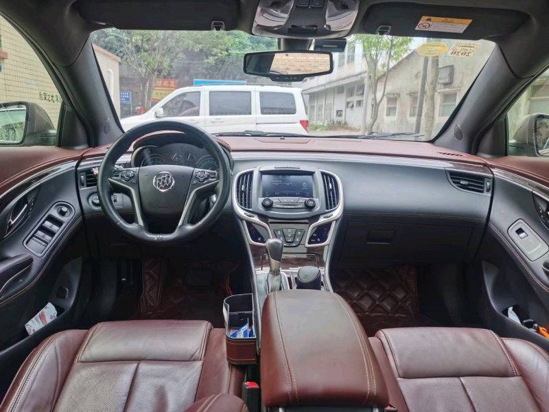 中山14年别克君越9