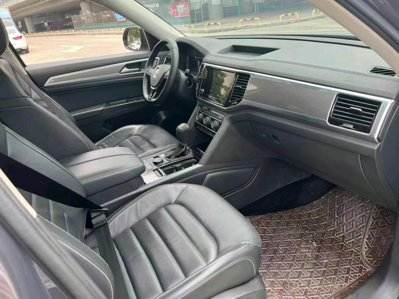 北京20年大众途昂8